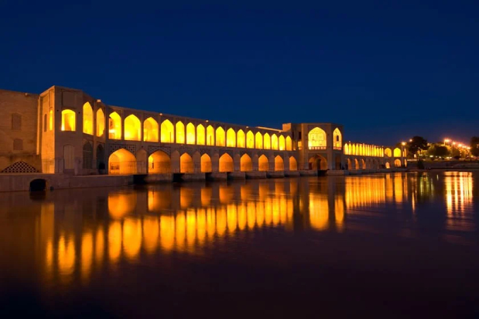 جاهای دیدنی اصفهان در شب - پل خواجو