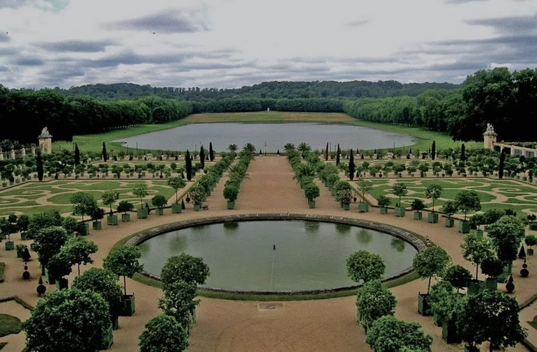 باغ‌های ورسای در فرانسه